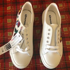 Superga Embroidered leather athletic shoe